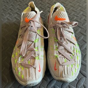 Nike Space hippie 04 women’s sz 6 used